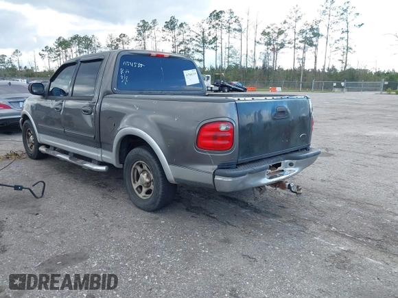 2003 Ford F-150 XLT with VIN 1FTRW07L13KA54535, listed as a IAAI auction lot 41766119 with 236,854 mi miles. Bid and sale history available at carsss.com. Image 3.