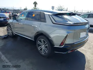 2024 Cadillac LYRIQ Luxury with VIN 1GYKPRRL1RZ113352, listed as a IAAI auction lot 41504163 with 1,824 mi miles. Bid and sale history available at carsss.com. Image 3.