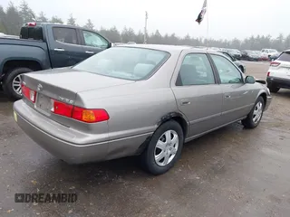 2001 Toyota Camry CE with VIN 4T1BG22K81U099347, listed as a IAAI auction lot 41920932 with 185,186 mi miles and . Bid and sale history available at DreamBid. Image 4.