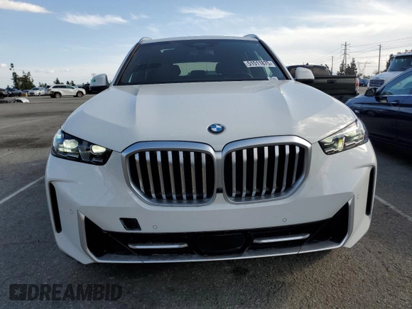 2025 BMW X5 sDrive40i with VIN 5UX13EU0XS9X91850, listed as a Copart auction lot 51511875 with 4,859 mi miles and Salvage Title. Bid and sale history available at carsss.com. Image 5.