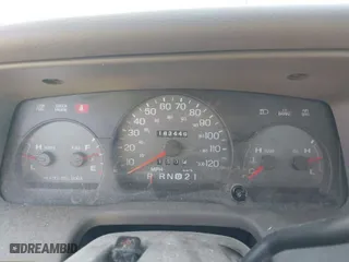 2002 Mercury Grand Marquis GS with VIN 2MEFM74WX2X659583, listed as a IAAI auction lot 41792673 with 183,449 mi miles. Bid and sale history available at carsss.com. Image 7.