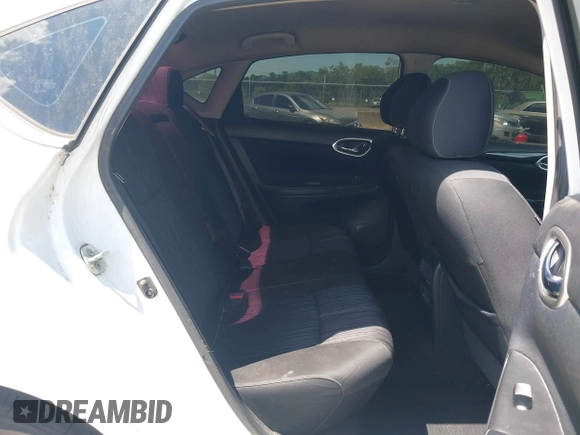 2017 Nissan Sentra S с VIN 3N1AB7AP2HY399582, выставлен на аукционе IAAI как лот 42202940 с пробегом 187 470 миль миль и . История ставок и продаж доступна на DreamBid. Изображение 8.
