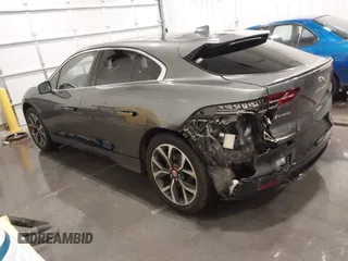 2019 Jaguar I-PACE HSE with VIN SADHD2S16K1F76477, listed as a IAAI auction lot 41289868 with 30,952 mi miles. Bid and sale history available at carsss.com. Image 3.