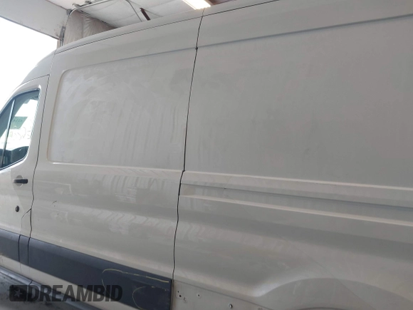 2018 Ford Transit с VIN 1FTBW2CM2JKA88380, выставлен на аукционе IAAI как лот 42143525 с пробегом 100 842 миль миль и . История ставок и продаж доступна на DreamBid. Изображение 14.