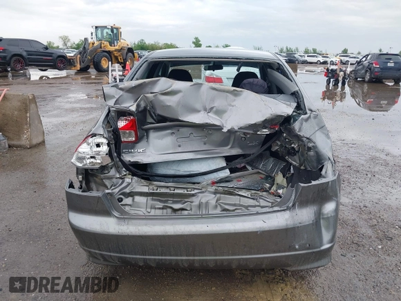 2005 Honda Civic LX with VIN 2HGES16525H614268, listed as a IAAI auction lot 41948313 with 207,657 mi miles and . Bid and sale history available at DreamBid. Image 6.