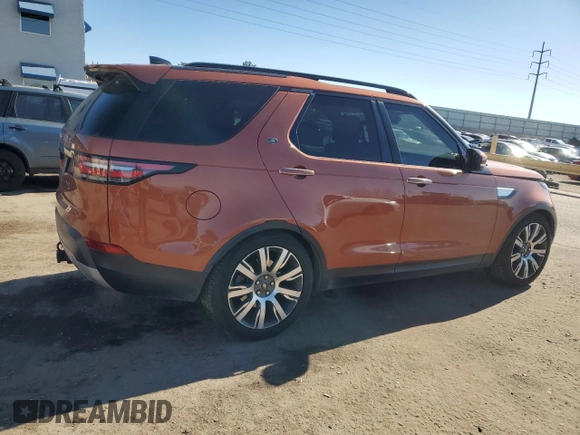 2017 Land Rover Discovery HSE Luxury z VIN SALRHBBV7HA047058, wystawiony jako Copart lot #88525635 z przebiegiem 111 989 mil mil oraz Szkoda całkowita • Salvage title. Historia ofert i sprzedaży dostępna na DreamBid. Obrazek 3.
