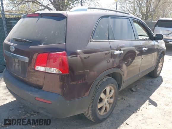 2011 Kia Sorento LX with VIN 5XYKT4A13BG145755, listed as a IAAI auction lot 41796688 with 165,391 mi miles. Bid and sale history available at carsss.com. Image 4.