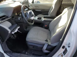 2024 Toyota Sienna LE with VIN 5TDGSKFC4RS112719, listed as a Copart auction lot 41977365 with 0 mi miles and Salvage Title. Bid and sale history available at carsss.com. Image 7.