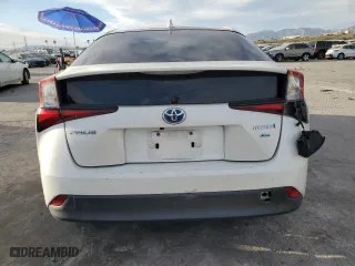 2020 Toyota Prius L Eco with VIN JTDKARFU6L3113622, listed as a Copart auction lot 47242345 with 352,335 mi miles and Salvage Title. Bid and sale history available at carsss.com. Image 6.