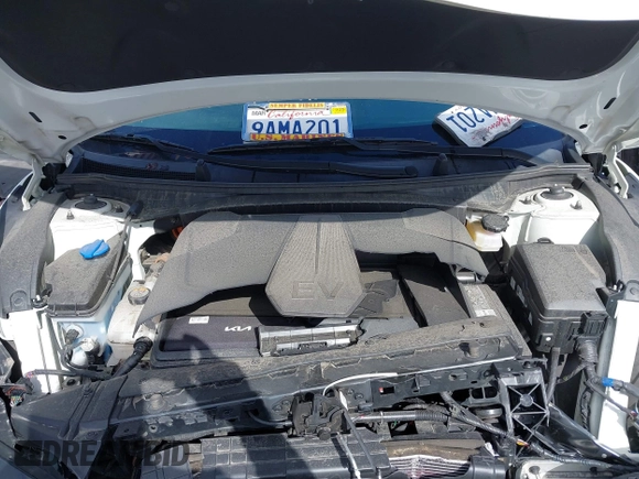2022 Kia EV6 Wind with VIN KNDC3DLCXN5033602, listed as a IAAI auction lot 41489710 with 81,927 mi miles. Bid and sale history available at carsss.com. Image 10.