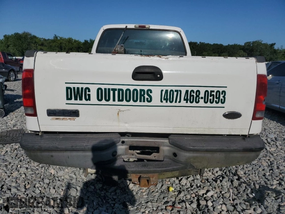 2005 Ford Super Duty F-250 XL with VIN 1FTSX21P15EA11319, listed as a Copart auction lot 52935985 with 0 mi miles and Salvage Title. Bid and sale history available at carsss.com. Image 6.