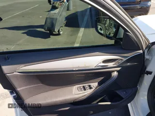 2019 BMW 5 Series 530i с VIN WBAJA5C52KWA57922, выставлен на аукционе IAAI как лот 40896802 с пробегом 60 562 миль миль и . История ставок и продаж доступна на DreamBid. Изображение 20.