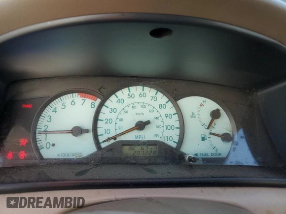 2004 Toyota Corolla CE with VIN 2T1BR32E84C166478, listed as a Copart auction lot 78594854 with 207,229 mi miles and Salvage Title. Bid and sale history available at DreamBid. Image 9.