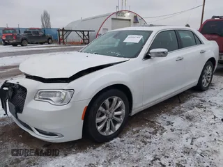2016 Chrysler 300 with VIN 2C3CCAKGXGH142239, listed as a IAAI auction lot 41094789 with 88,516 mi miles. Bid and sale history available at carsss.com. Image 17.
