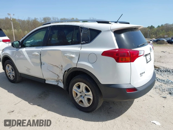 2015 Toyota RAV4 LE with VIN JTMBFREV4FJ039662, listed as a IAAI auction lot 42098292 with 161,534 mi miles. Bid and sale history available at carsss.com. Image 3.