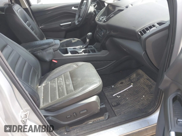 2017 Ford Escape Titanium with VIN 1FMCU9JD0HUE42509, listed as a IAAI auction lot 42079984 with 1 mi miles. Bid and sale history available at carsss.com. Image 5.