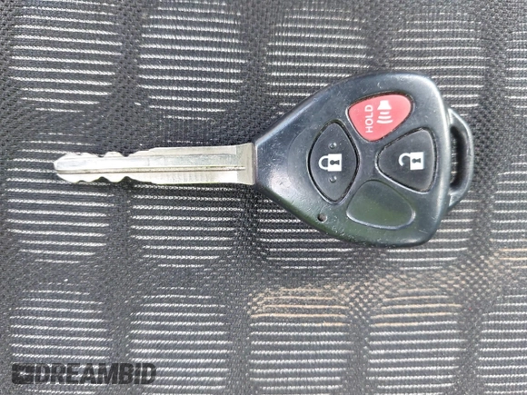 2012 Scion iQ z VIN JTNJJXB02CJ016962, wystawiony jako IAAI lot #42839271 z przebiegiem 126 555 mil mil oraz . Historia ofert i sprzedaży dostępna na DreamBid. Obrazek 11.