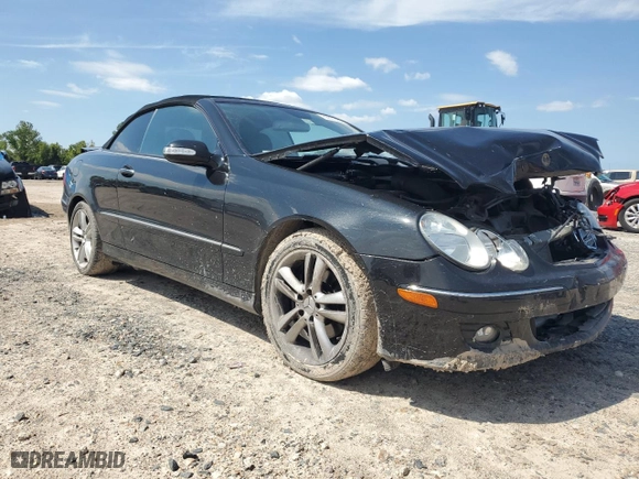 2006 Mercedes-Benz CLK-Class 3.5L with VIN WDBTK56H56F199293, listed as a Copart auction lot 72627464 with 32,017 mi miles and Salvage Title. Bid and sale history available at carsss.com. Image 4.