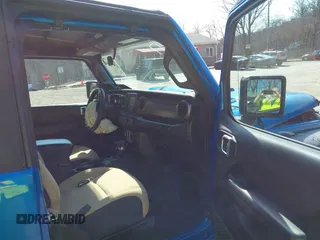 2021 Jeep Wrangler 80th Anniversary with VIN 1C4GJXAN4MW758747, listed as a IAAI auction lot 41787645 with 32,613 mi miles and . Bid and sale history available at DreamBid. Image 5.