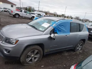 2017 Jeep Compass High Altitude with VIN 1C4NJDEB8HD100971, listed as a IAAI auction lot 42044082 with 94,486 mi miles. Bid and sale history available at carsss.com. Image 14.