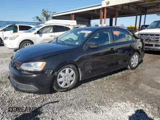 2011 Volkswagen Jetta Sedan S with VIN 3VW1K7AJXBM305971, listed as a Copart auction lot 48502235 with 112,569 mi miles and Salvage Title. Bid and sale history available at carsss.com. Image 1.