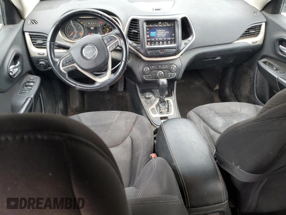 2015 Jeep Cherokee Latitude with VIN 1C4PJMCB3FW650219, listed as a Copart auction lot 51833285 with 177,011 mi miles and Clean Title. Bid and sale history available at DreamBid. Image 8.