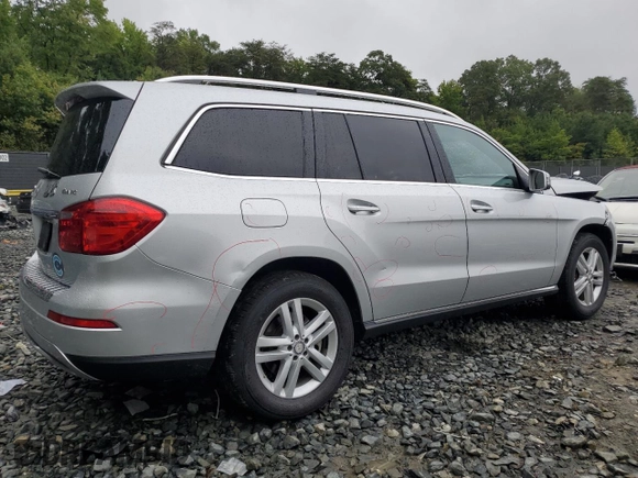 2016 Mercedes-Benz GL with VIN 4JGDF6EE8GA650475, listed as a Copart auction lot 66325814 with 189,223 mi miles and Salvage Title. Bid and sale history available at carsss.com. Image 3.