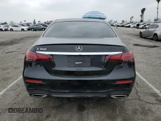 2022 Mercedes-Benz E 350 z VIN W1KZF8DB6NB098663, wystawiony jako Copart lot #50829005 z przebiegiem 37 548 mil mil oraz Szkoda całkowita • Salvage title. Historia ofert i sprzedaży dostępna na DreamBid. Obrazek 6.