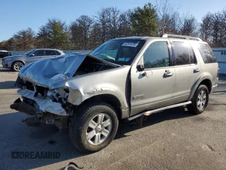 2008 Ford Explorer XLT with VIN 1FMEU73E88UA51000, listed as a Copart auction lot 52261575 with Not Provided miles and Salvage Title. Bid and sale history available at carsss.com. Image 1.