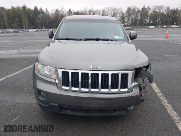 2011 Jeep Grand Cherokee 70th Anniversary with VIN 1J4RR4GG0BC608829, listed as a IAAI auction lot 41960876 with 231,714 mi miles. Bid and sale history available at carsss.com. Image 12.