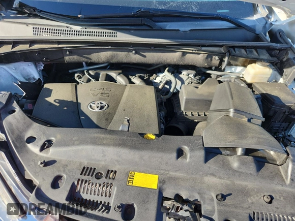 2017 Toyota Highlander XLE with VIN 5TDKZRFHXHS520571, listed as a Copart auction lot 64376585 with 116,027 mi miles and Salvage title. Bid and sale history available at DreamBid. Image 12.