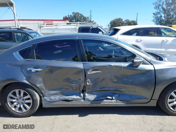 2016 Nissan Altima 2.5 SR with VIN 1N4AL3APXGN374563, listed as a IAAI auction lot 41711390 with 134,086 mi miles. Bid and sale history available at carsss.com. Image 6.