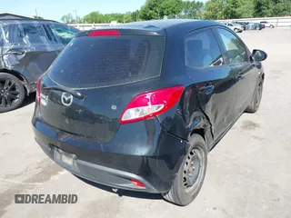 2012 Mazda 2 Sport with VIN JM1DE1KZ0C0146875, listed as a IAAI auction lot 41974461 with 211,414 mi miles. Bid and sale history available at carsss.com. Image 4.