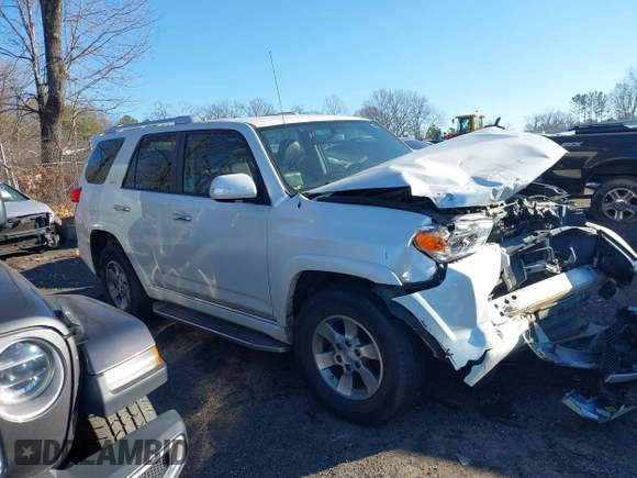 2013 Toyota 4Runner SR5 with VIN JTEZU5JR3D5058100, listed as a IAAI auction lot 41259630 with 177,767 mi miles and . Bid and sale history available at DreamBid. Image 13.