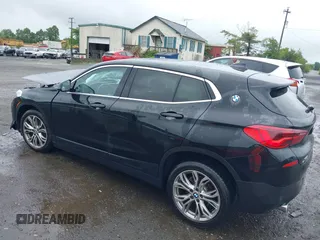 2020 BMW X2 sDrive28i z VIN WBXYH9C01L5P36225, wystawiony jako IAAI lot #39421264 z przebiegiem 70 043 mil mil oraz . Historia ofert i sprzedaży dostępna na DreamBid. Obrazek 3.
