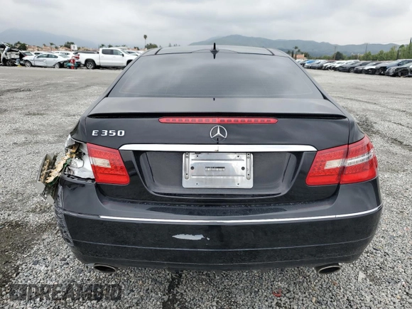 2012 Mercedes-Benz E 350 with VIN WDDKJ5KB0CF140171, listed as a Copart auction lot 55951915 with 171,708 mi miles and Salvage title. Bid and sale history available at DreamBid. Image 6.