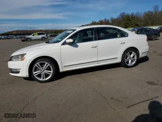2013 Volkswagen Passat SEL Premium with VIN 1VWCM7A34DC083047, listed as a Copart auction lot 75218054 with 0 mi miles and Salvage Title. Bid and sale history available at carsss.com. Image 1.