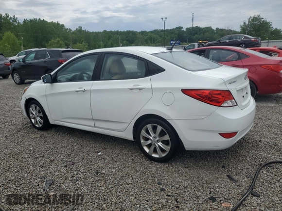 2012 Hyundai Accent GLS z VIN KMHCU4AE9CU243155, wystawiony jako Copart lot #53612565 z przebiegiem 97 636 mil mil oraz Nie do naprawy. Historia ofert i sprzedaży dostępna na DreamBid. Obrazek 2.