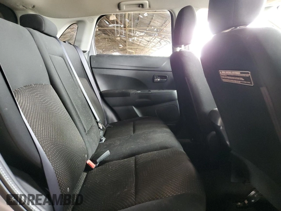 2016 Mitsubishi Outlander ES z VIN JA4AP3AU0GZ062470, wystawiony jako Copart lot #50078065 z przebiegiem 86 669 mil mil oraz Szkoda całkowita • Salvage title. Historia ofert i sprzedaży dostępna na DreamBid. Obrazek 10.