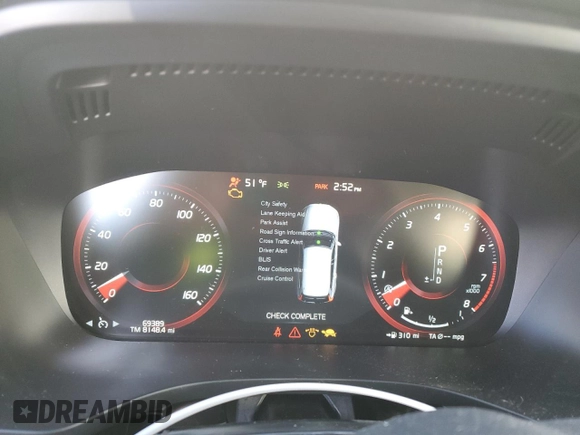 2018 Volvo XC60 Momentum z VIN LYVA22RK4JB113565, wystawiony jako Copart lot #45884295 z przebiegiem 69 389 mil mil oraz Szkoda całkowita • Salvage title. Historia ofert i sprzedaży dostępna na DreamBid. Obrazek 9.