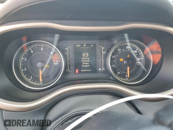 2016 Jeep Cherokee Latitude z VIN 1C4PJLCB6GW113825, wystawiony jako Copart lot #53894565 z przebiegiem 261 674 mil mil oraz Szkoda całkowita • Salvage title. Historia ofert i sprzedaży dostępna na DreamBid. Obrazek 9.