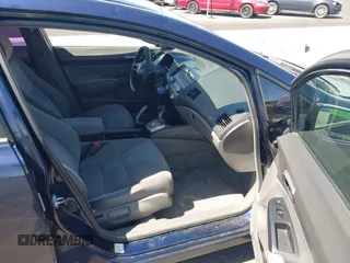 2006 Honda Civic LX with VIN 1HGFA16576L082141, listed as a IAAI auction lot 41970246 with 172,178 mi miles and . Bid and sale history available at DreamBid. Image 5.