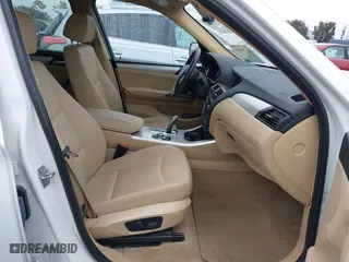 2013 BMW X3 xDrive28i with VIN 5UXWX9C52D0A16547, listed as a IAAI auction lot 41799109 with 118,201 mi miles. Bid and sale history available at carsss.com. Image 5.
