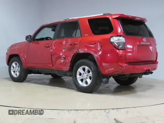 2022 Toyota 4Runner SR5 z VIN JTEEU5JR3N5268003, wystawiony jako Copart lot #69142364 z przebiegiem 42 059 mil mil oraz Szkoda całkowita • Salvage title. Historia ofert i sprzedaży dostępna na DreamBid. Obrazek 4.