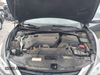 2018 Nissan Altima 2.5 SR with VIN 1N4AL3AP3JC165961, listed as a IAAI auction lot 41875782 with 56,252 mi miles. Bid and sale history available at carsss.com. Image 10.