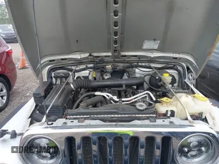 2004 Jeep Wrangler Sport with VIN 1J4FA49S44P772575, listed as a IAAI auction lot 42512876 with 226,387 mi miles and . Bid and sale history available at DreamBid. Image 10.