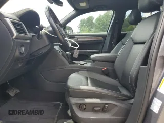 2020 Volkswagen Atlas SE with VIN 1V26C2CA7LC203051, listed as a Copart auction lot 62683655 with 57,454 mi miles and Non repairable. Bid and sale history available at DreamBid. Image 7.