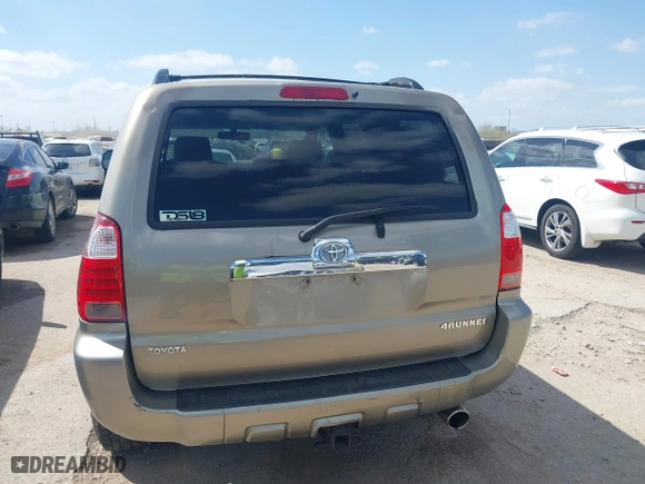 2006 Toyota 4Runner SR5 with VIN JTEBU14RX60083503, listed as a IAAI auction lot 41773466 with 241,815 mi miles. Bid and sale history available at carsss.com. Image 16.