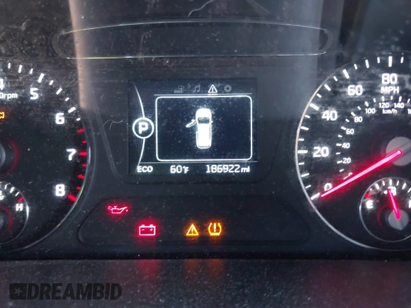 2016 Kia Sorento LX with VIN 5XYPGDA5XGG175646, listed as a IAAI auction lot 41637173 with 186,922 mi miles. Bid and sale history available at carsss.com. Image 7.