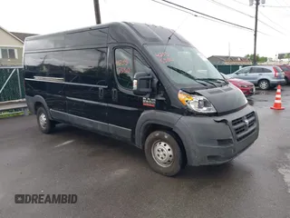 2015 Ram ProMaster Cargo z VIN 3C6TRVDG1FE512803, wystawiony jako IAAI lot #42355330 z przebiegiem 87 392 mil mil oraz . Historia ofert i sprzedaży dostępna na DreamBid. Obrazek 1.